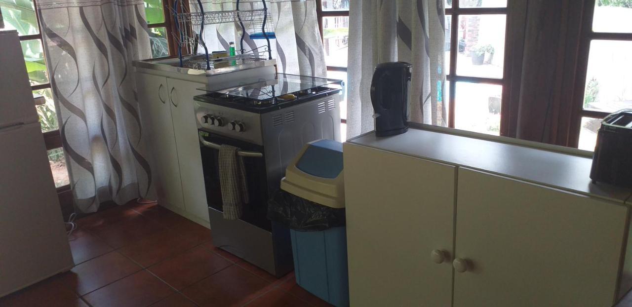 Bed and Breakfast Thrush Nest Durban Pinetown Esterno foto